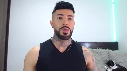 Independent Model online show from February 8, 2026, 1:53 am