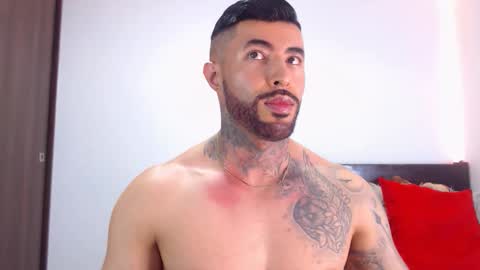 Independent Model online show from February 16, 2026, 4:30 am