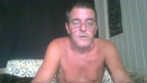 Snapshot of maximus_oreally chatting on December 31, 2024, 12:21 am Max online show from December 31, 2024, 12:21 am