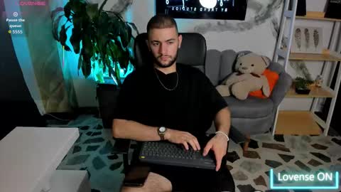 Maximus online show from January 12, 2026, 3:34 am