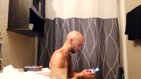 maximusdemitrious online show from October 1, 2025, 9:54 pm