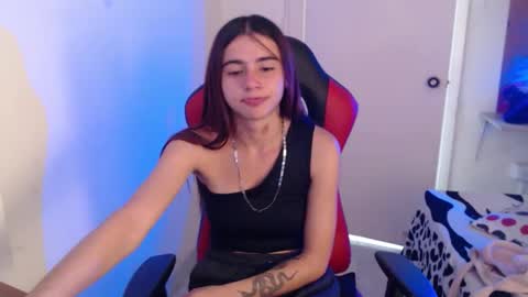 maxinesex_ online show from December 2, 2025, 1:50 pm