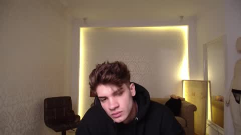 MaxKaiden online show from February 18, 2025, 7:32 am