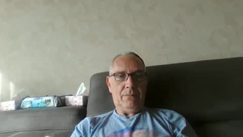 Snapshot of maxou569 chatting on September 30, 2025, 9:47 am maxou569 online show from September 30, 2025, 9:47 am