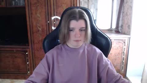 Snapshot of maxplay18 chatting on November 16, 2025, 9:48 am Max online show from November 16, 2025, 9:48 am