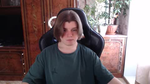 Snapshot of maxplay18 chatting on February 3, 2026, 11:48 am Max online show from February 3, 2026, 11:48 am