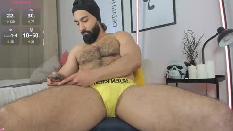 Max online show from October 19, 2025, 3:45 pm