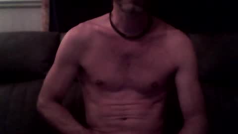 MaxTheWolf online show from July 7, 2026, 2:03 am