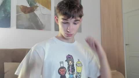 Snapshot of maxwellchik chatting on September 12, 2025, 1:55 pm maxwellchik online show from September 12, 2025, 1:55 pm