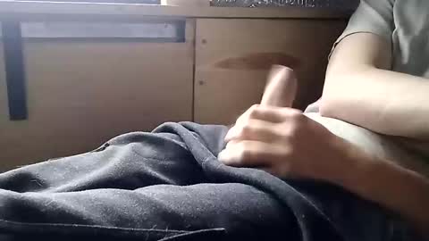 Snapshot of maxwelluncut chatting on November 21, 2025, 7:12 pm Max online show from November 21, 2025, 7:12 pm