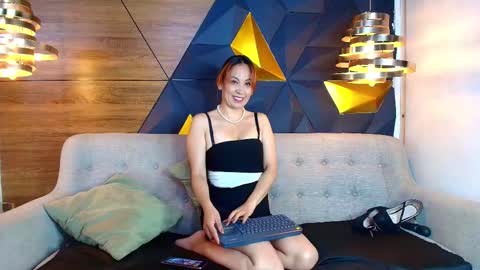 Snapshot of maxx_caprice chatting on November 14, 2025, 3:38 am gabby online show from November 14, 2025, 3:38 am