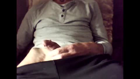 maxxoufr online show from November 23, 2025, 10:04 am