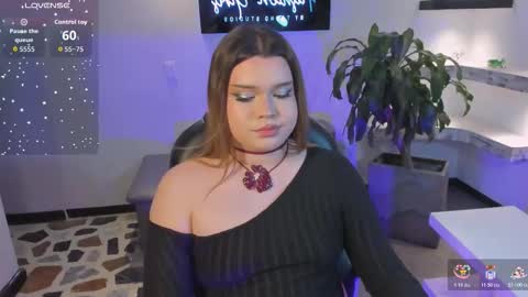 Snapshot of maxxxine_ chatting on November 21, 2025, 2:21 am Maxine Minx online show from November 21, 2025, 2:21 am