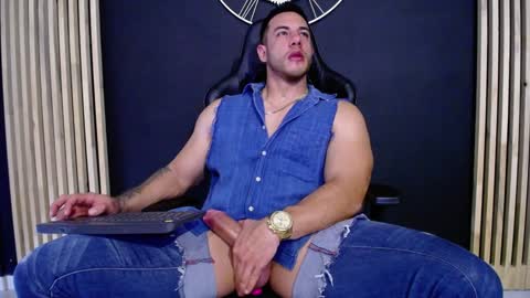 maxxxpowerful online show from December 2, 2024, 3:14 pm