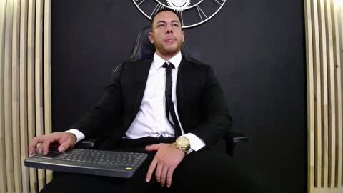 maxxxpowerful online show from February 1, 2025, 1:02 am