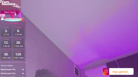 Snapshot of may_fox06 chatting on October 2, 2025, 11:06 am MAY online show from October 2, 2025, 11:06 am