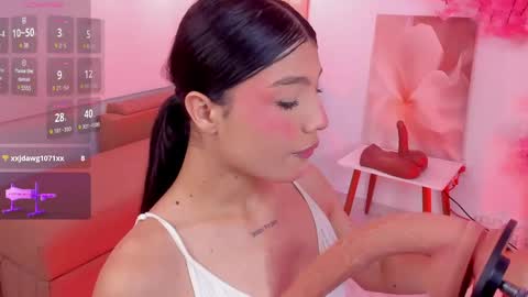 Snapshot of may_fox_ chatting on May 27, 2026, 8:39 pm May online show from May 27, 2026, 8:39 pm