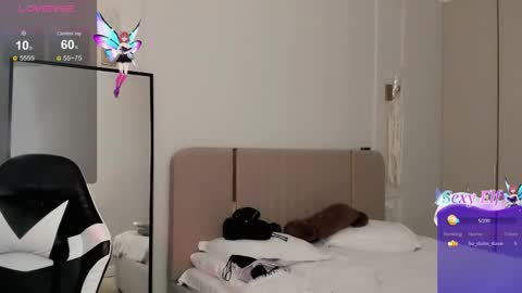 Mia online show from February 14, 2026, 2:19 am