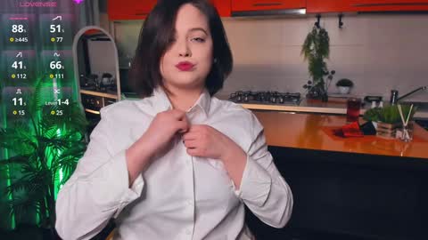 Snapshot of may_wow chatting on December 16, 2024, 7:21 pm Katrin online show from December 16, 2024, 7:21 pm