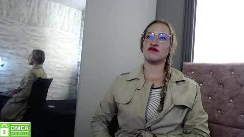 Maya online show from October 22, 2025, 1:50 am