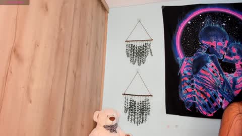 Snapshot of maya__fox chatting on February 8, 2025, 9:36 pm OF mayitta19 online show from February 8, 2025, 9:36 pm