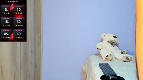 Snapshot of maya__fox chatting on March 12, 2025, 11:12 pm OF mayitta19 online show from March 12, 2025, 11:12 pm