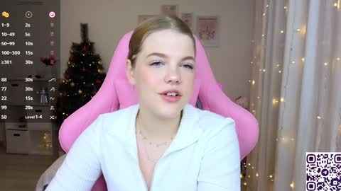 Snapshot of maya_blonde18 chatting on December 21, 2024, 3:14 am Maya online show from December 21, 2024, 3:14 am