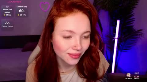 Snapshot of maya_light chatting on February 19, 2026, 2:07 am Maya online show from February 19, 2026, 2:07 am