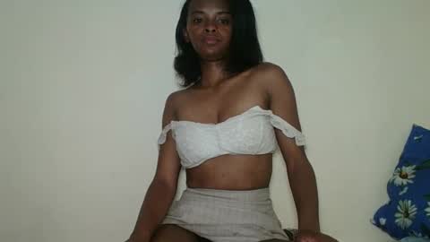 mayalabelle online show from November 9, 2025, 4:05 pm