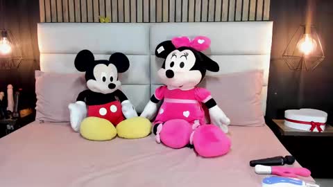 Nicolle Ruselle   Hello my lovely  schedule for great fun from  630 am and end 800 pm Colombian time I wait for you online show from February 24, 2025, 8:58 pm