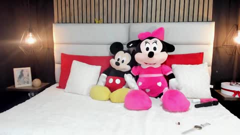 Nicolle Ruselle   Hello my lovely  schedule for great fun from  630 am and end 800 pm Colombian time I wait for you online show from March 11, 2025, 7:03 pm