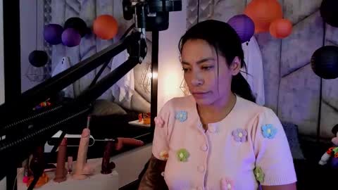 Nicolle Ruselle   Hello my lovely  schedule for great fun from  630 am and end 800 pm Colombian time I wait for you online show from October 31, 2025, 11:55 am