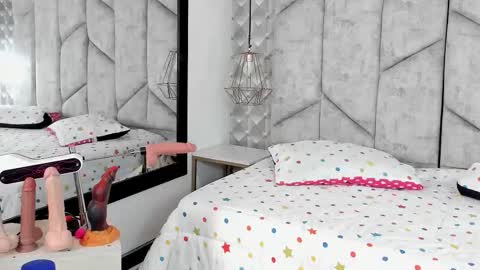 Nicolle Ruselle   Hello my lovely  schedule for great fun from  630 am and end 800 pm Colombian time I wait for you online show from November 6, 2025, 12:28 pm