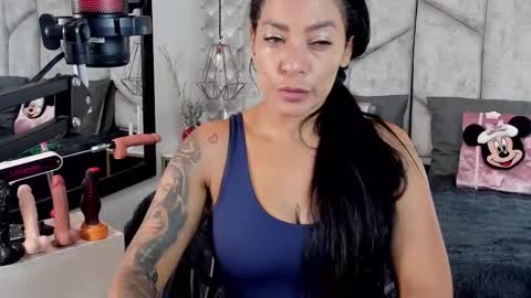 Nicolle Ruselle   Hello my lovely  schedule for great fun from  630 am and end 800 pm Colombian time I wait for you online show from November 13, 2025, 12:04 pm