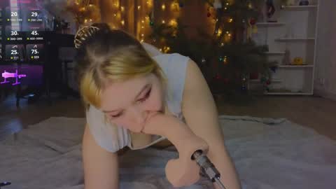 Snapshot of mayaster chatting on January 30, 2025, 11:33 am Maya online show from January 30, 2025, 11:33 am