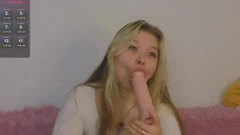 Snapshot of mayaster chatting on October 25, 2025, 6:21 am Maya online show from October 25, 2025, 6:21 am