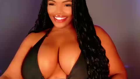 MayBabi online show from October 18, 2025, 6:41 pm