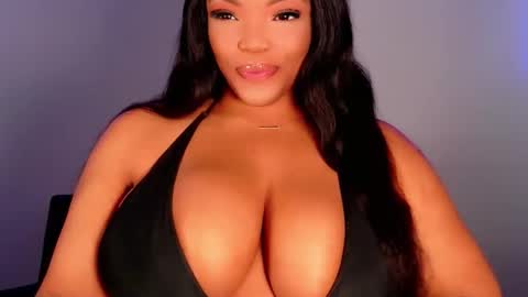 MayBabi online show from November 26, 2025, 12:50 pm