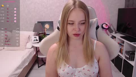 Snapshot of maybebabyx chatting on December 11, 2024, 4:28 am maybebabyx online show from December 11, 2024, 4:28 am