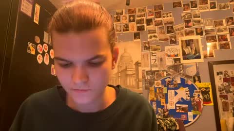 Rose online show from March 27, 2026, 9:25 pm