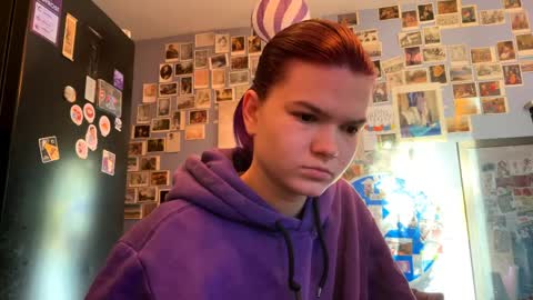 Rose online show from April 10, 2026, 4:17 am