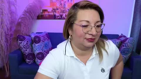 Mailyn online show from January 25, 2025, 8:10 pm