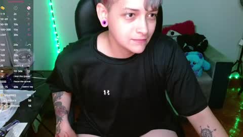 Mayle kan online show from May 25, 2026, 11:44 pm
