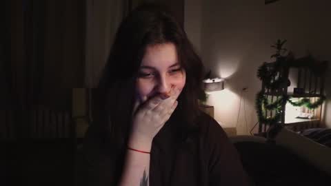 Snapshot of maymary_ chatting on December 23, 2024, 6:55 am Mary . online show from December 23, 2024, 6:55 am