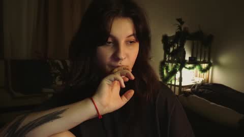 Snapshot of maymary_ chatting on December 26, 2024, 5:37 am Mary . online show from December 26, 2024, 5:37 am
