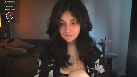 Snapshot of maymary_ chatting on September 30, 2025, 6:18 am Mary . online show from September 30, 2025, 6:18 am