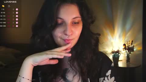 Snapshot of maymary_ chatting on October 16, 2025, 5:52 am Mary . online show from October 16, 2025, 5:52 am