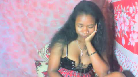 mayrah online show from December 22, 2025, 7:38 am