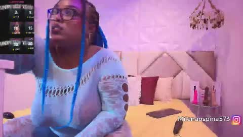 Snapshot of maystorm_ chatting on November 25, 2025, 3:17 am May online show from November 25, 2025, 3:17 am