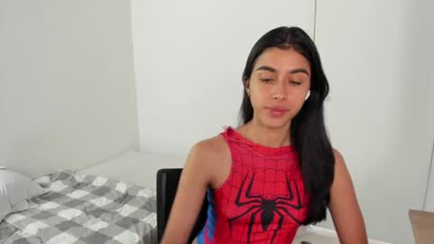 Snapshot of mazikeen_18 chatting on April 22, 2026, 12:28 pm mazikeen_18 online show from April 22, 2026, 12:28 pm